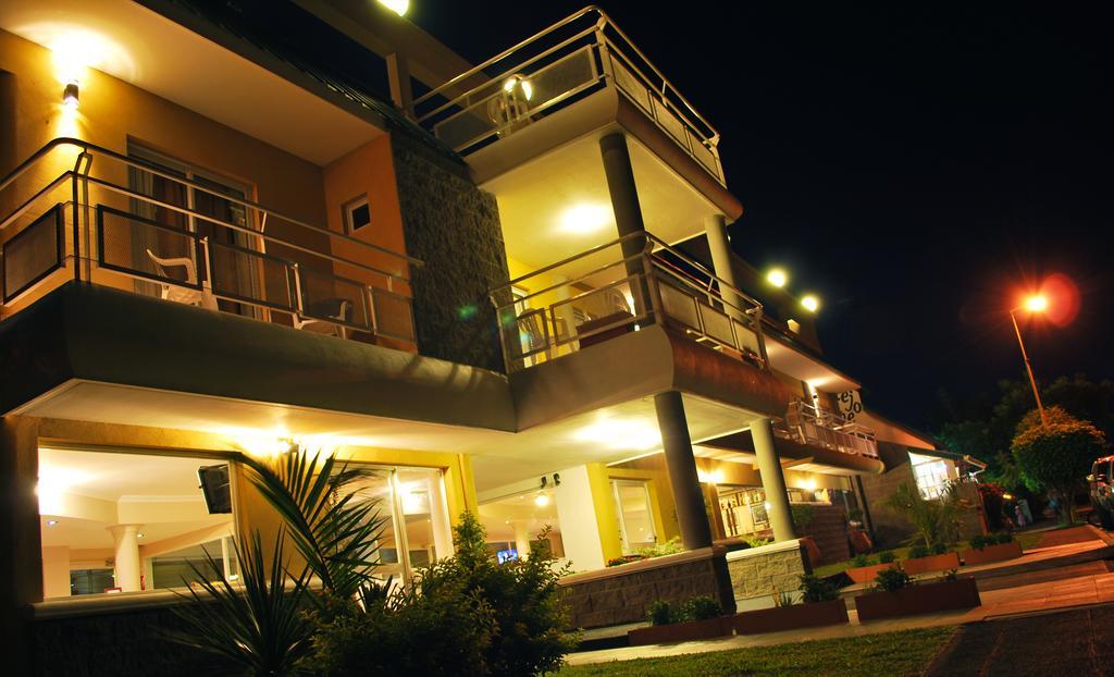 Hotel La Bahia Federación エクステリア 写真