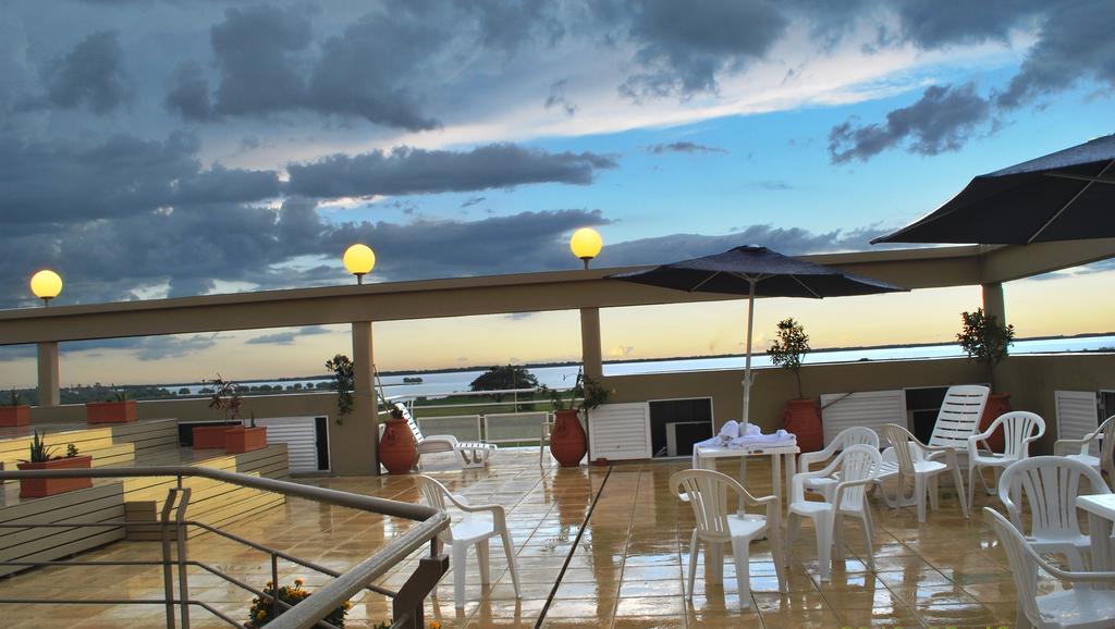 Hotel La Bahia Federación エクステリア 写真