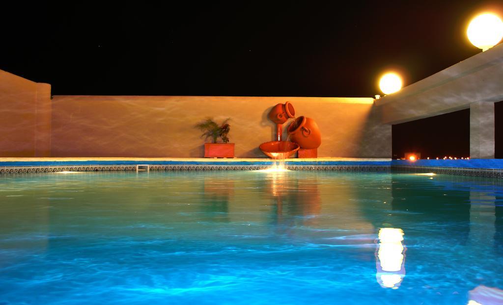 Hotel La Bahia Federación エクステリア 写真